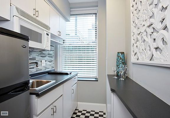 3rd image of 781 5th Ave #11141116