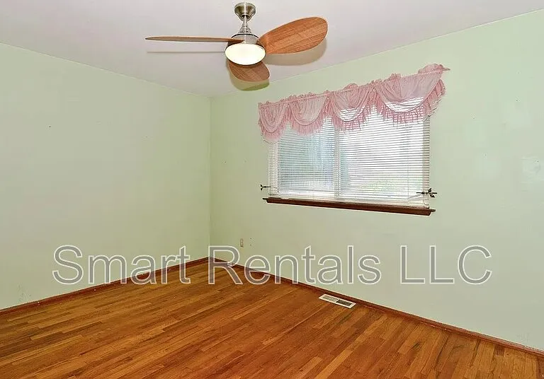 980 Manresa Ln — Photo 23
