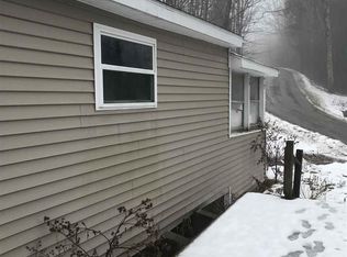 28 River Rd, Petersburgh, NY 12138