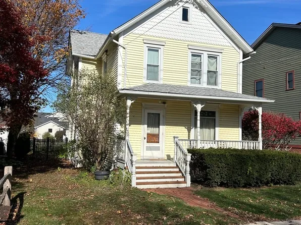 217 Kansas St, Frankfort, IL 60423