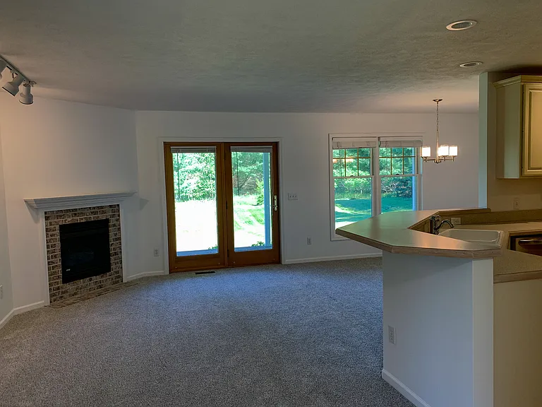 3878 Janice Ln — Photo 13