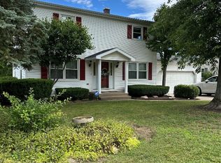 720 Mineo Dr, Erie, PA 16509