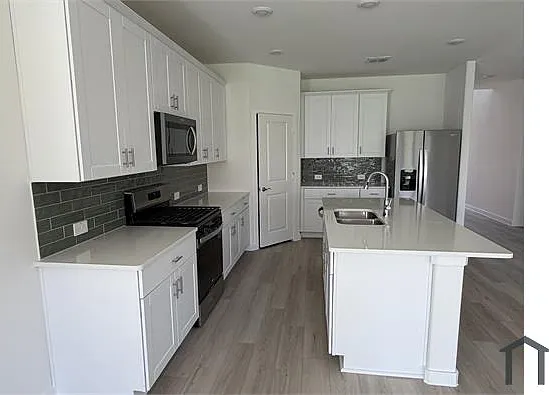 1409 Old Stead Dr — Photo 12