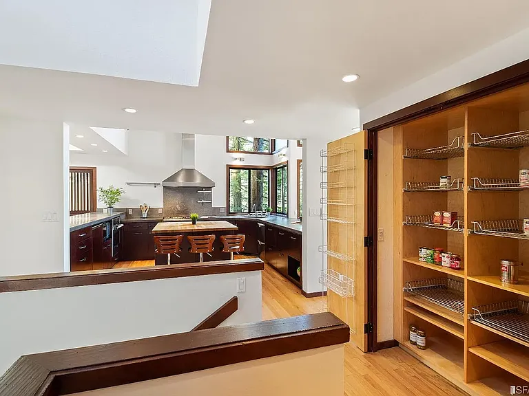 7068 Sayre Dr — Photo 21
