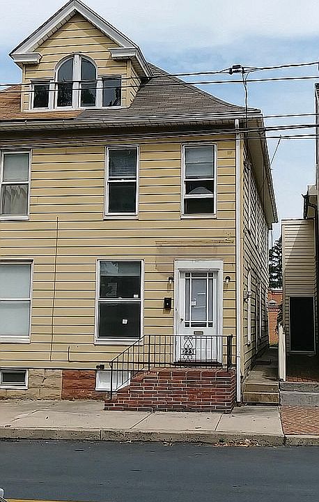 1st image of 223 E King St