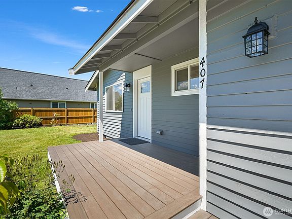 3rd image of 407 Cashmere Lane