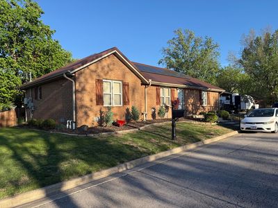 116 W Hadley Street, Aurora, MO, 65605