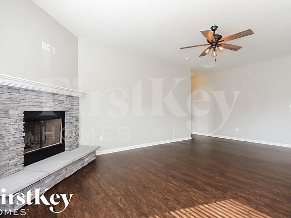 4th image of 1777 Osman Dr
