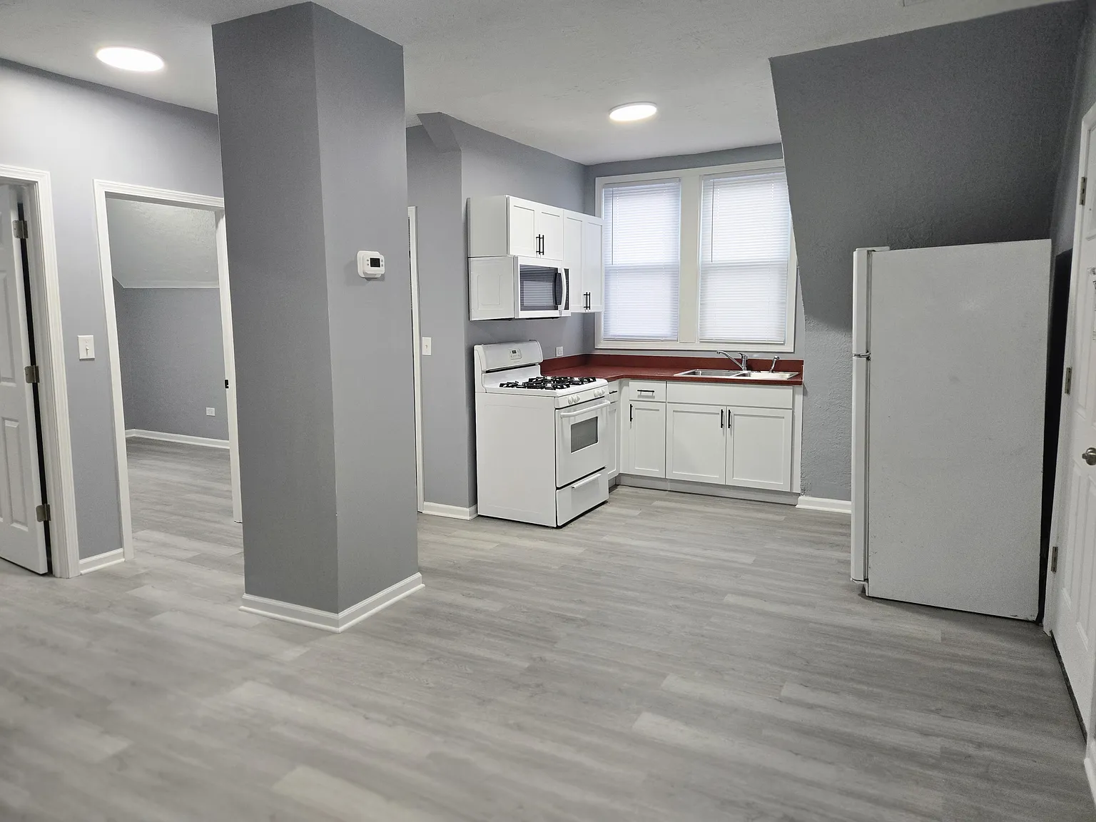 2 bed, 800 sqft, $1,450 — Photo 3