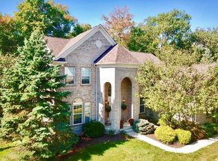 8256 Sweetclover Dr, Indianapolis, IN