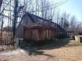 2113 Laura Ln, High Point, NC 27262