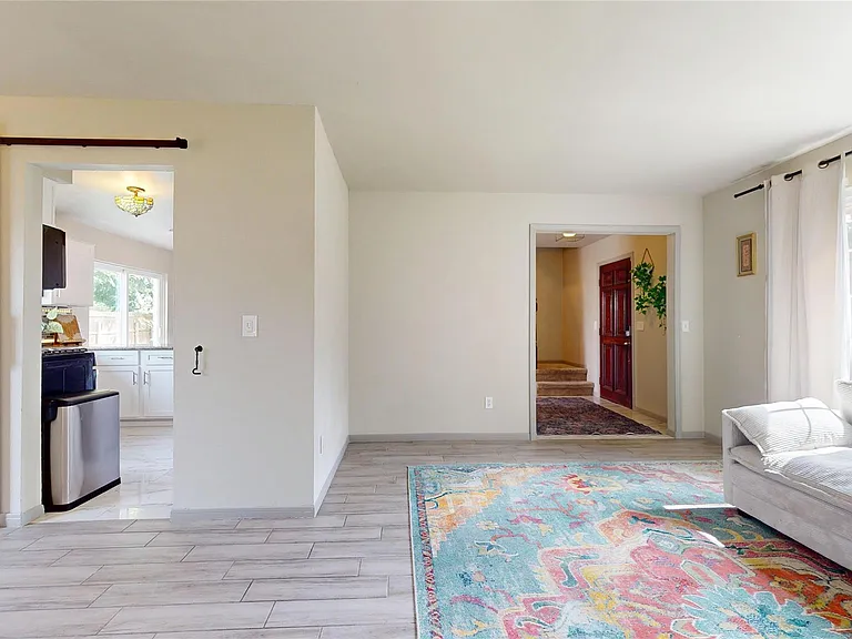 12306 Bent Pine Dr — Photo 4