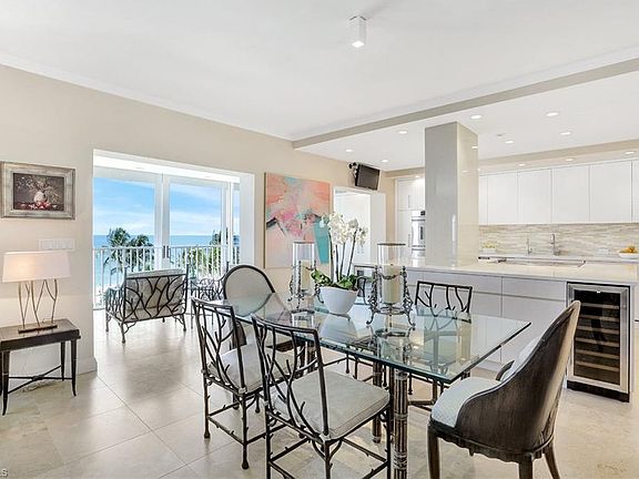 4th image of 1285 Gulf Shore Blvd N APT 5C
