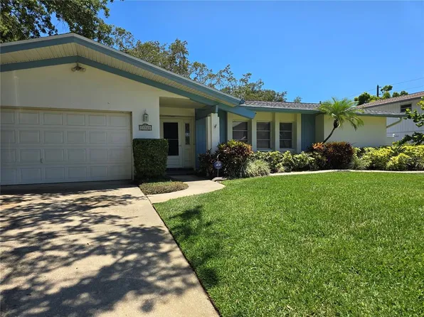 14560 Bay Hills Dr, Largo, FL 33774