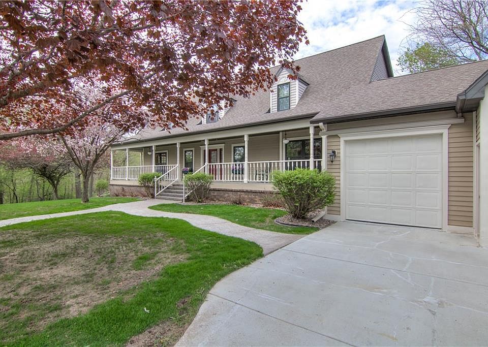 3920 Woodcrest Court, Eau Claire, WI 54701 MLS 1572830 Zillow
