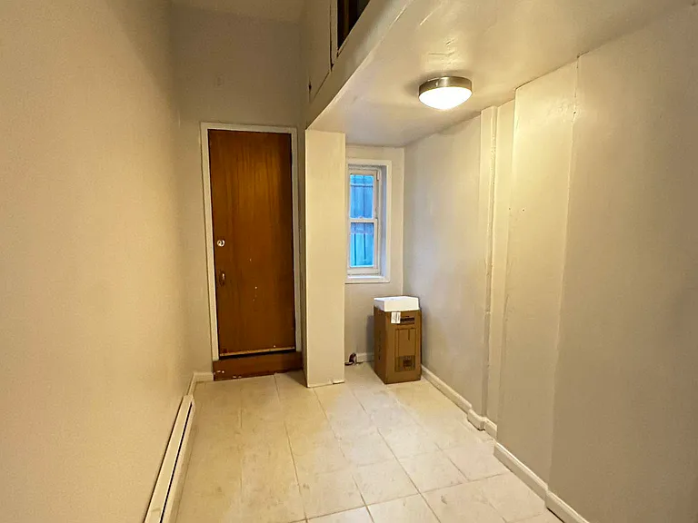 984 Bedford Ave #1 — Photo 12