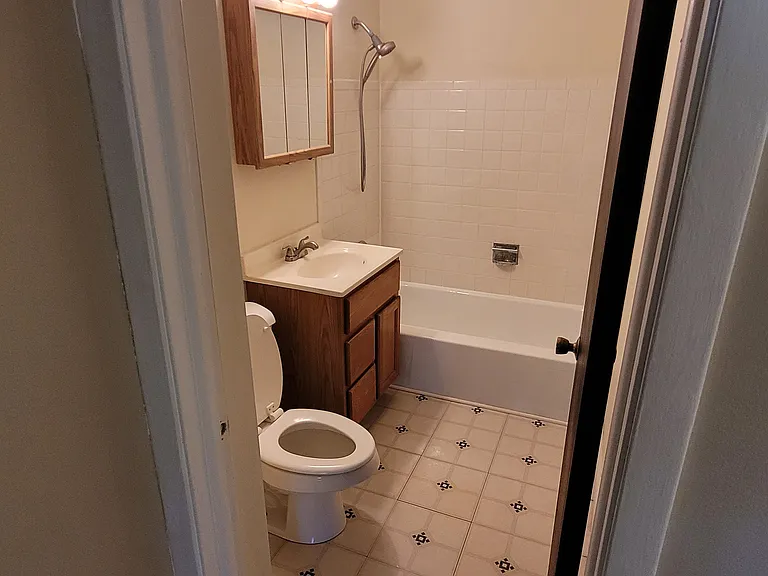 580 Mesa Dr #201 — Photo 27