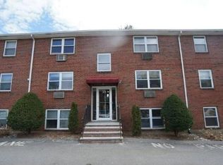 35 Montvale Rd, Woburn, MA 01801