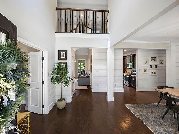 5th image of 8200 Landstone Way