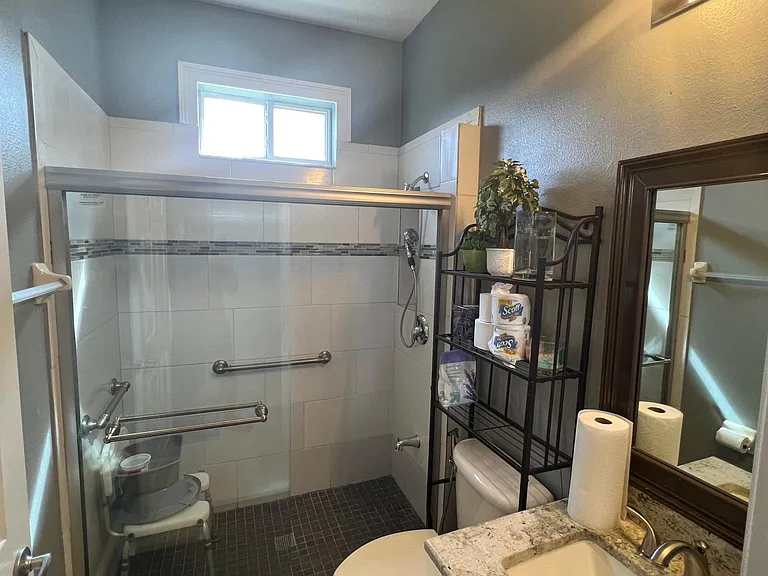 20417 Walnut Grove Ln — Photo 19