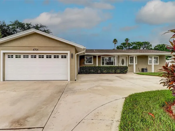 4701 Dover St NE, Saint Petersburg, FL 33703