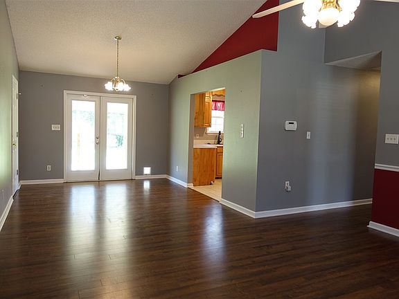 4th image of 4505 Autumn Woods Way