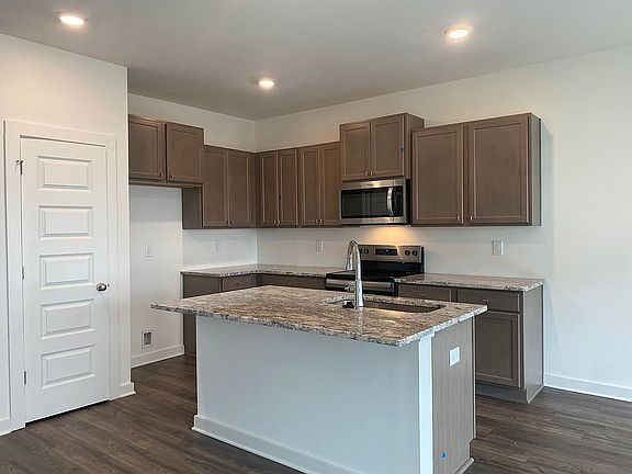 Granite counters and island!