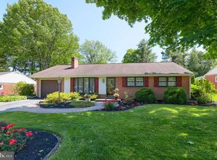 1544 Vista Rd, Lancaster, PA 17601