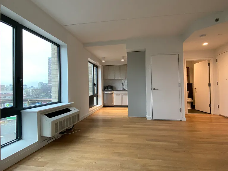 150 Union Ave #3H — Photo 6