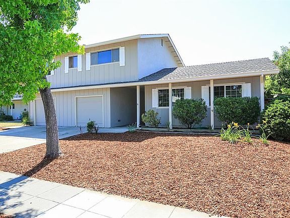 2nd image of 132A Belwood Ln #A