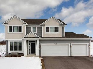 1933 Foothill Trl, Shakopee, MN 55379