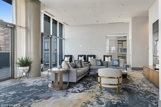 600 N Lake Shore Dr #3202 — Photo 23