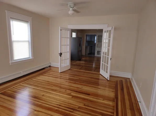 134 Coyle Ave, Pawtucket, RI 02861