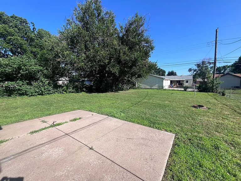 1803 W Dallas St — Photo 13