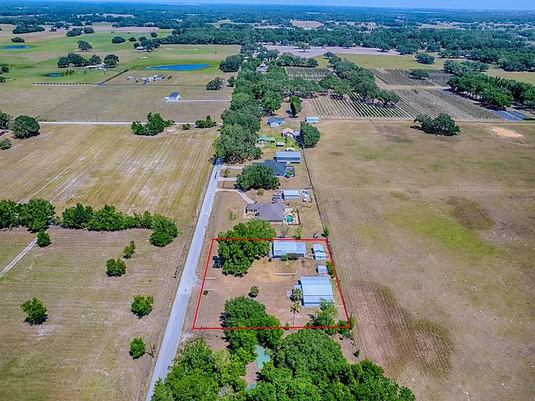 8395 County Road 747 — Photo 2