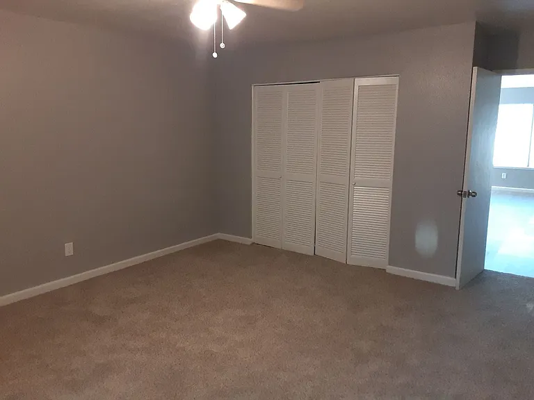 132 E Morris Ave — Photo 3