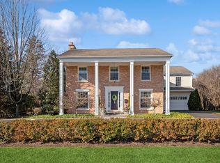 632 Chatham Rd, Glenview, IL 60025