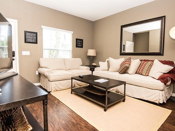 3rd image of 3204 Oyster Ln