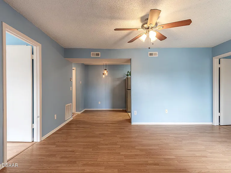 1600 Big Tree Rd #B7 — Photo 6