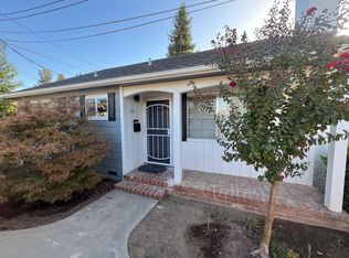 127 Bel Air Ct #157, Turlock, CA 95380