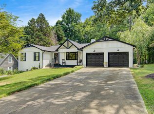 3310 15th St NE, Hickory, NC 28601