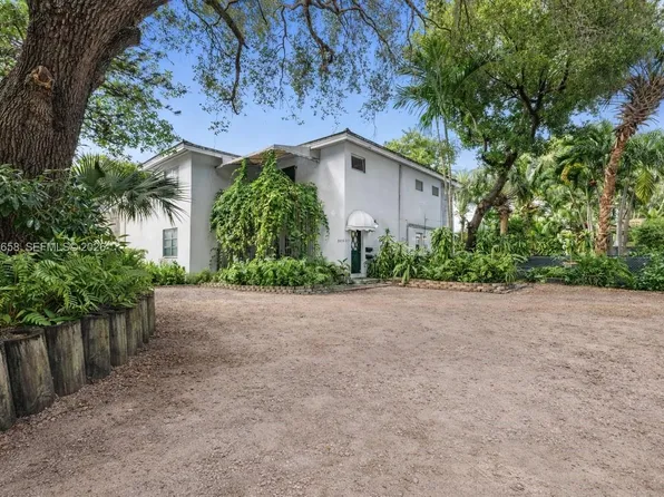 325 Bird Rd, Coral Gables, FL 33146