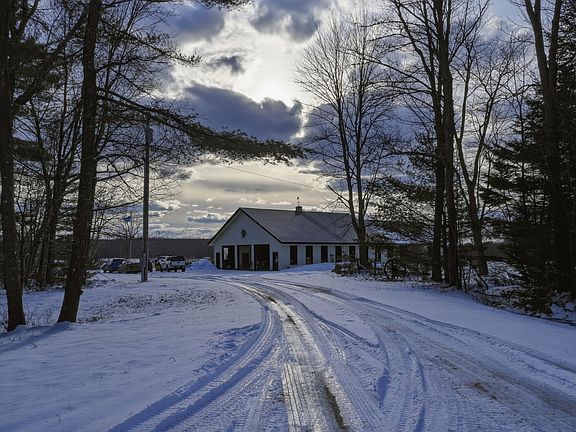 4th image of 474 N Howland Road