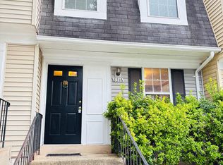 8316 Felsted Ln, Manassas, VA 20110