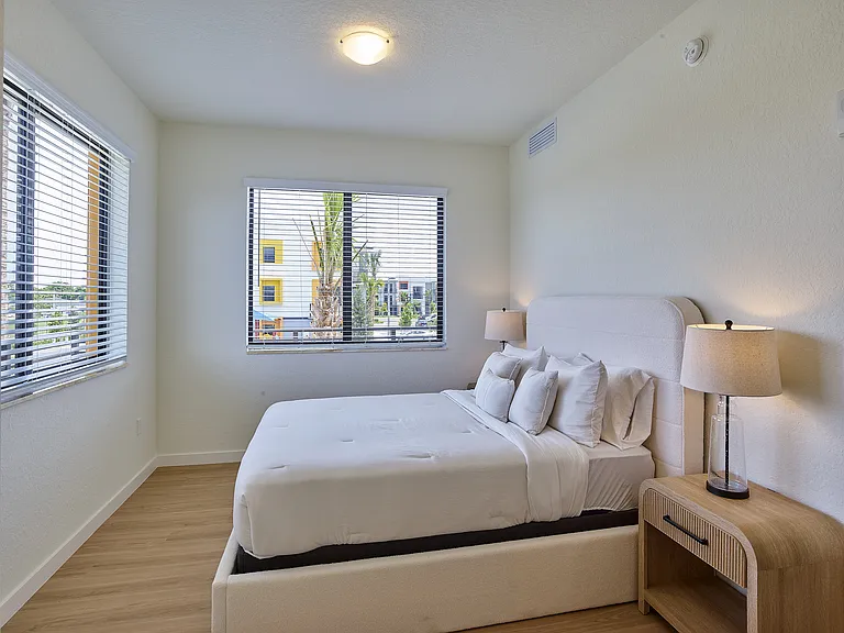 Gateway Luxury Apartments — Photo 11