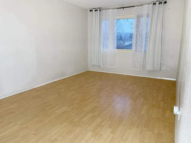 1130 Mila St — Photo 15