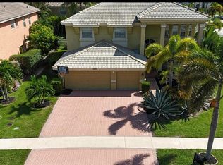 2261 Ridgewood Cir, Royal Palm Beach, FL 33411