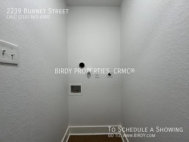 2239 Burnet St — Photo 27