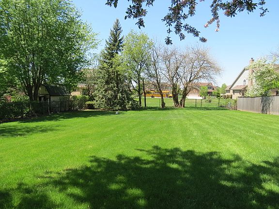 2nd image of 14160 Pheasant Ln