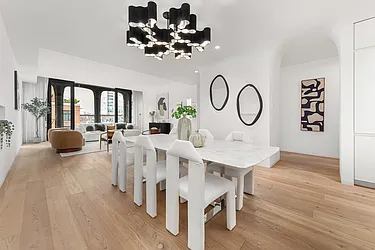 325 West Broadway #7B image 1 of 18